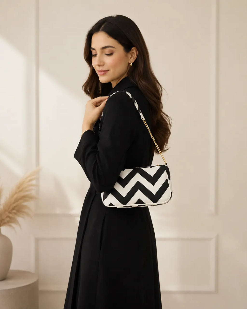 Classic Zigzag Elegance Bag For Women In Pakistan