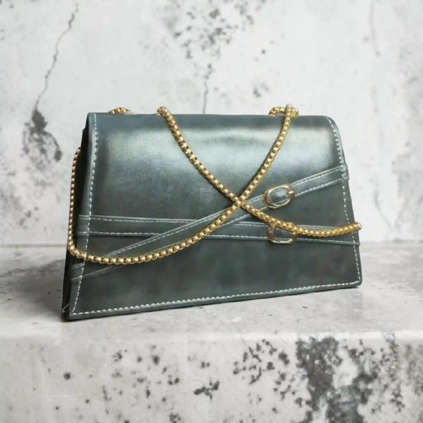 Elegant Forest Green Leather Clutch Bag with Gold Chain Strap