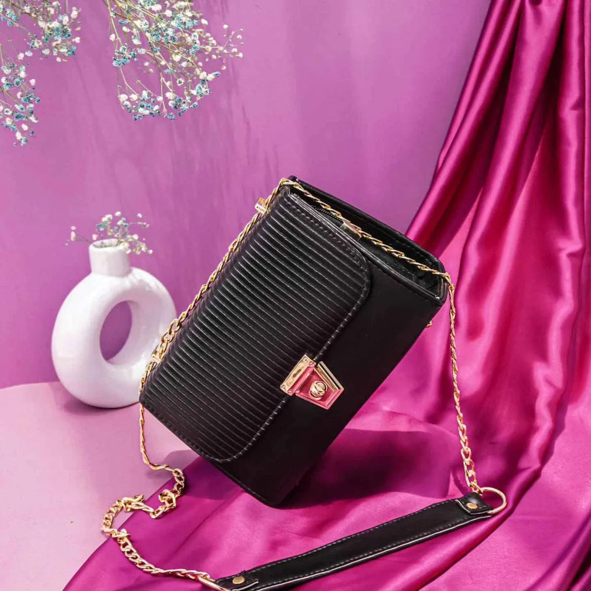 Elegant Black Designer Handbag H-AR-1 | Premium Stylish Bag
