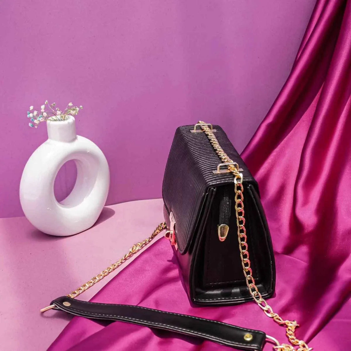 Elegant Black Designer Handbag H-AR-1 | Premium Stylish Bag