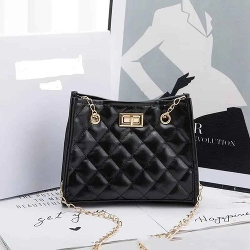 Blush Royale Quilted Chain Handbag Black