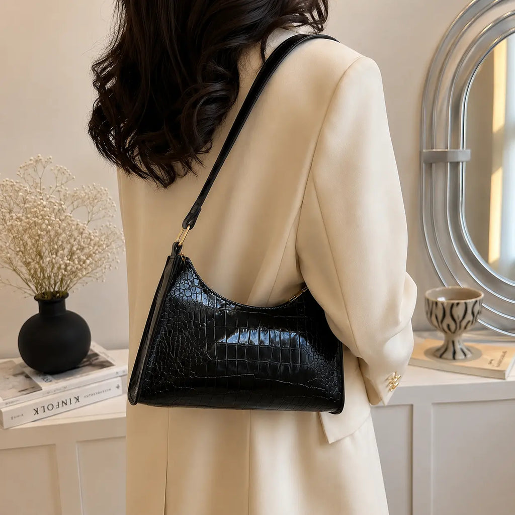 Obsidian Royale Croco Bag Black - IK Royal Gallery