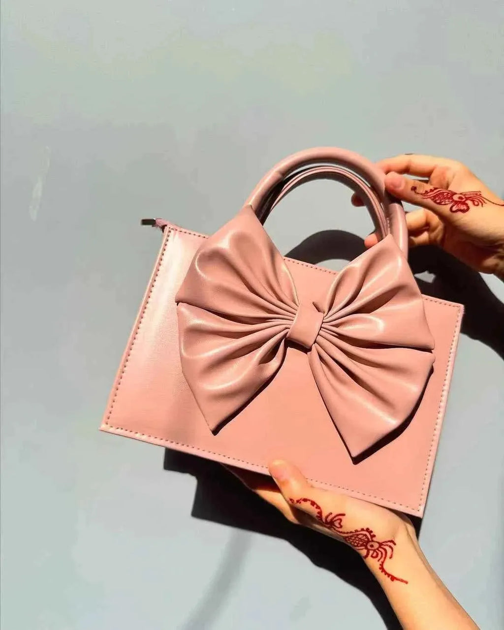Fleur Bow Pink Handbag for Women - In Pakistan