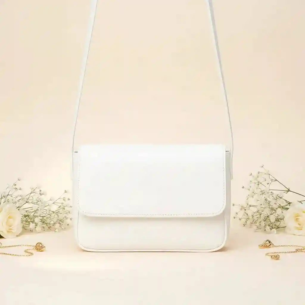 Magnetic Button Strap Women’s Crossbody Bag Stylish White